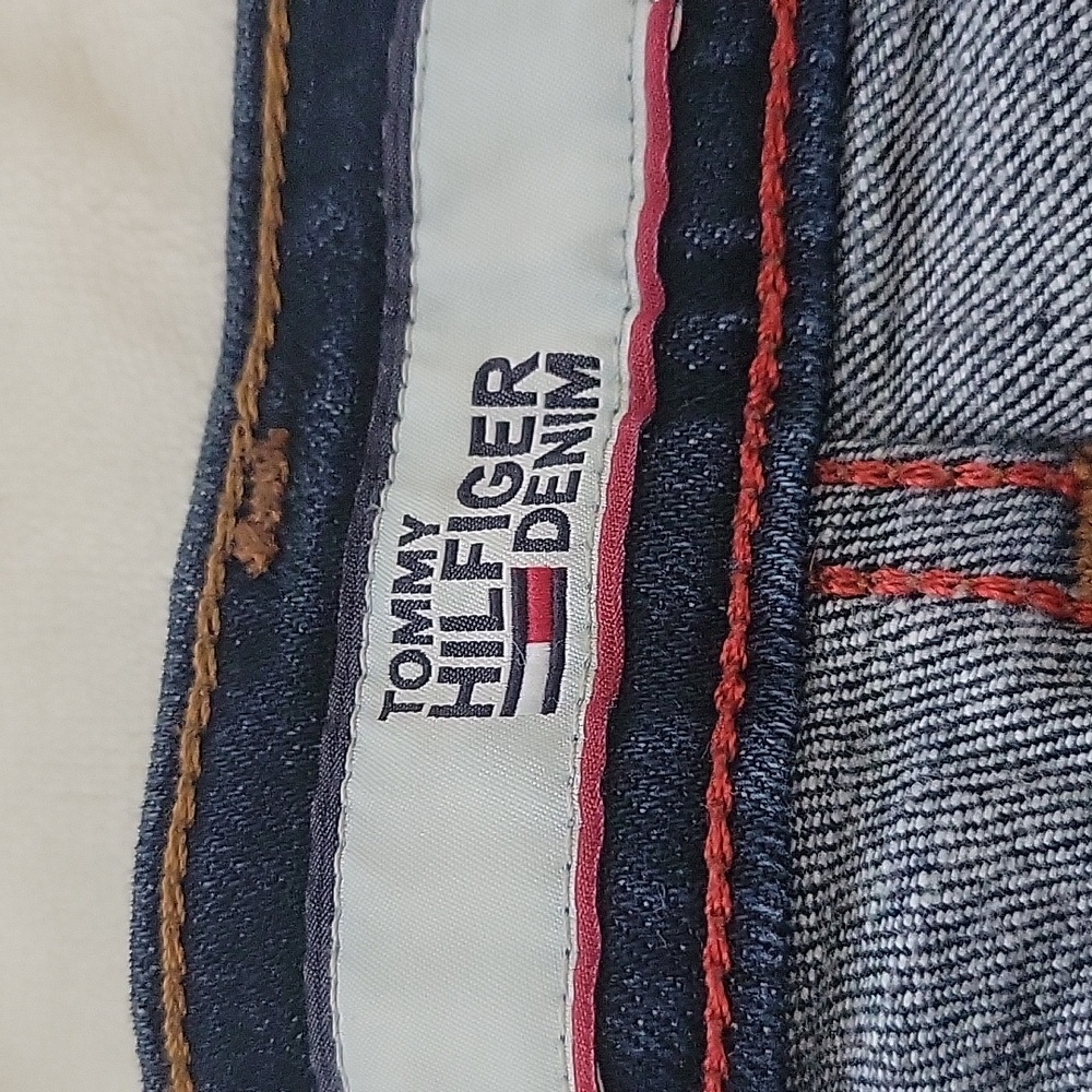 JEANS - Picture 2 of 4